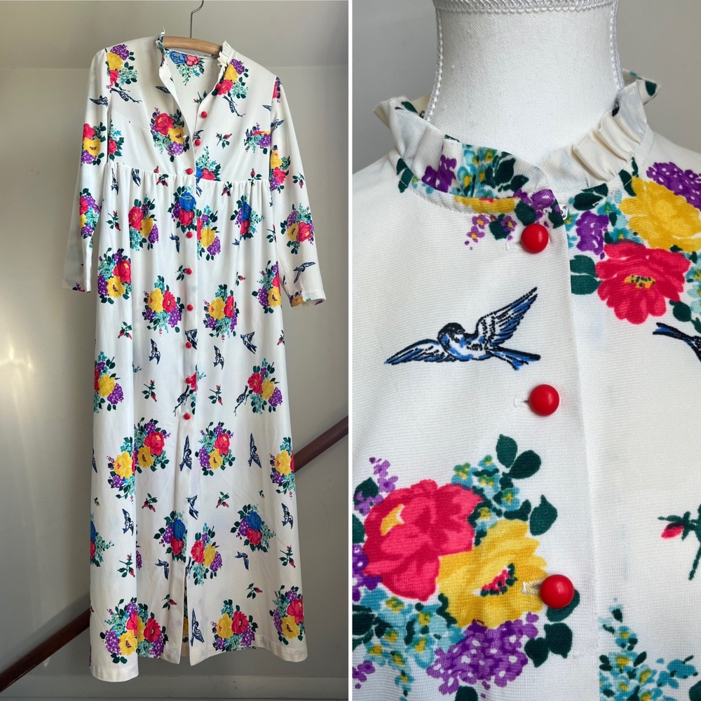 Vintage Floral Bird Print Maxi Dress White Long Sleeve Ruffle Neck 70s Retro